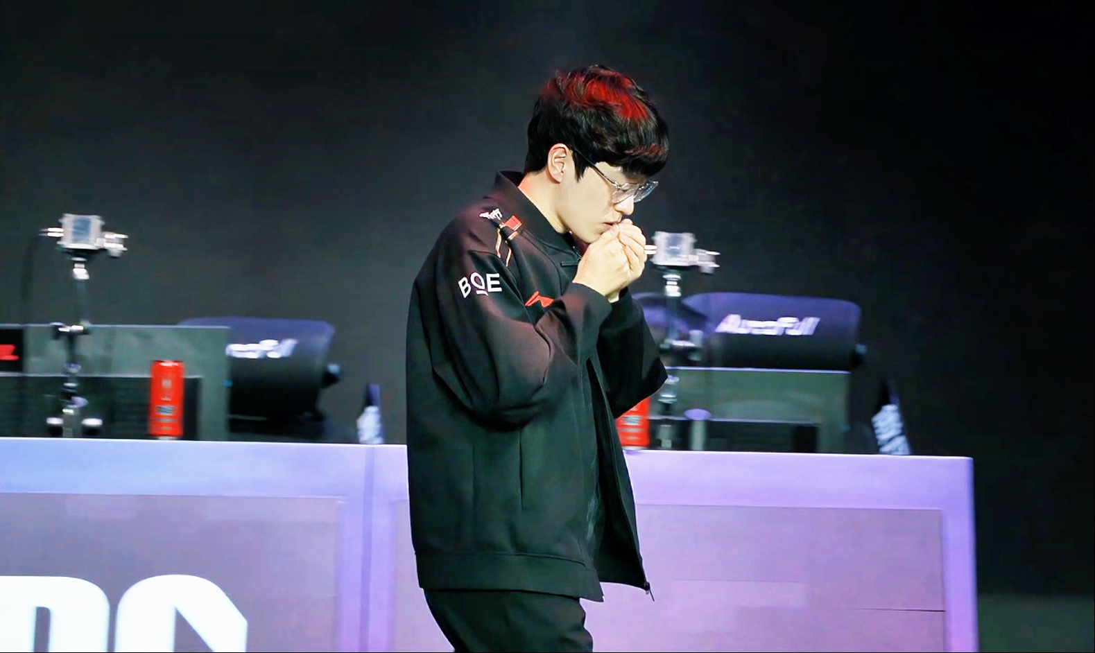 开云体育-Scout遭遇十持续失利，C9教练压力巨大！