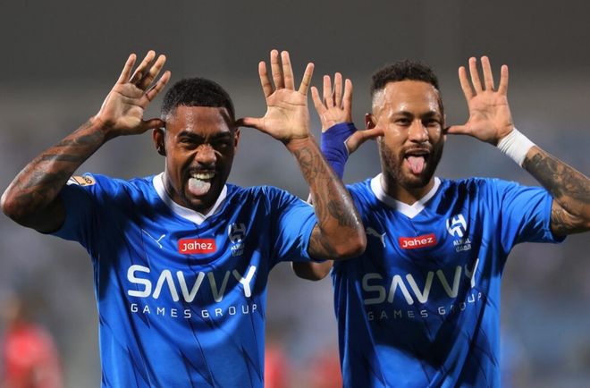 开云体育-内马尔在拜仁比赛中出色发挥，领先优势明显引发热议！