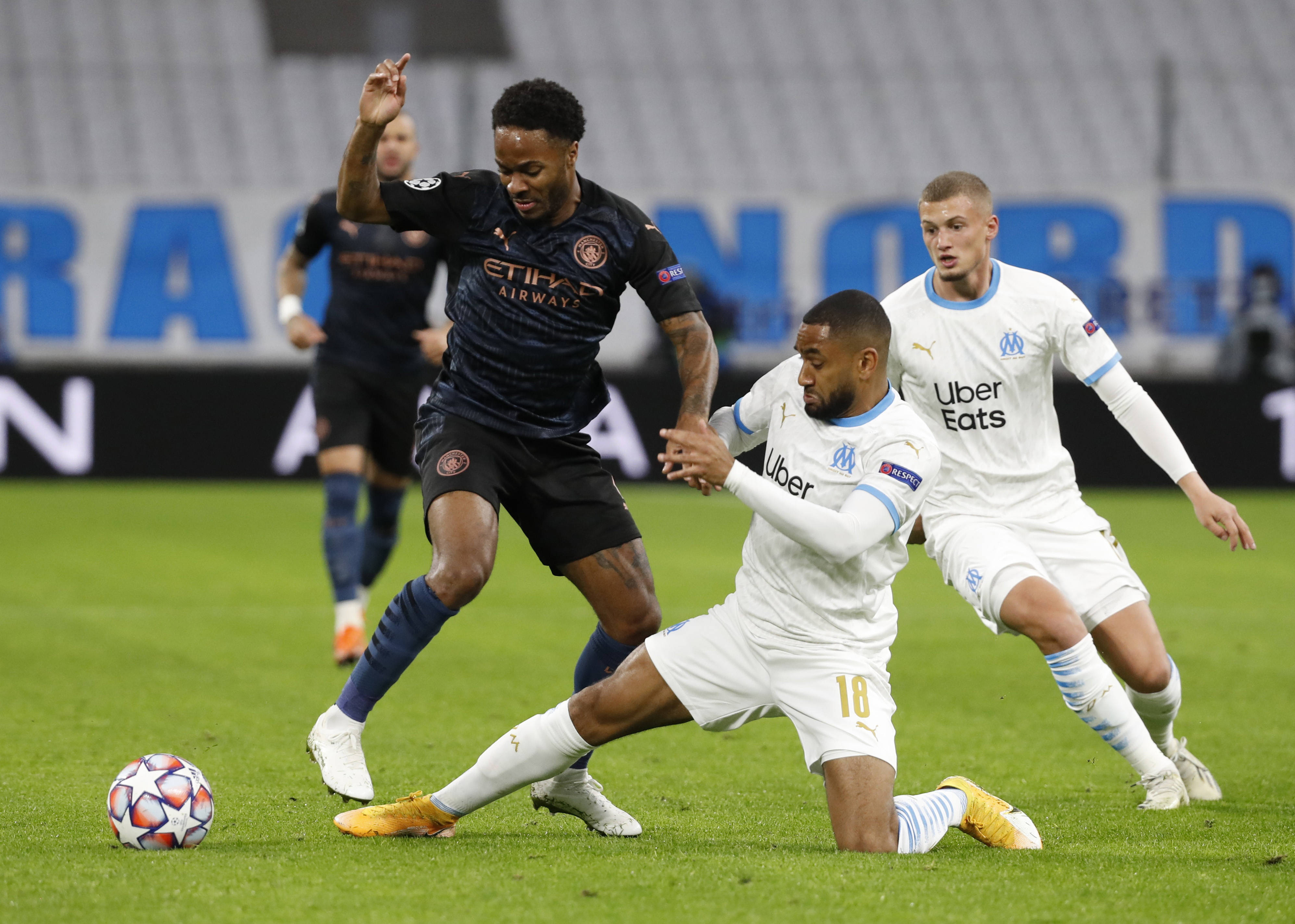 开云体育-德罗巴连续二十场比赛得分超过赛事规则更新，巴塞罗那挑战极限！的简单介绍